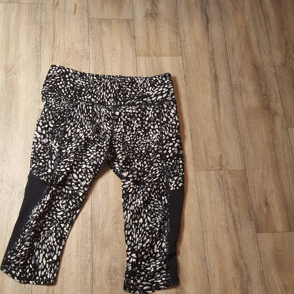 Blue Patterned Athletic Capris
